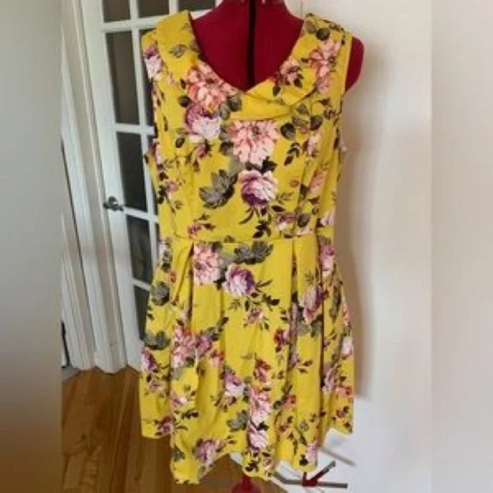 Modcloth Ixia Yellow Floral dress size XL